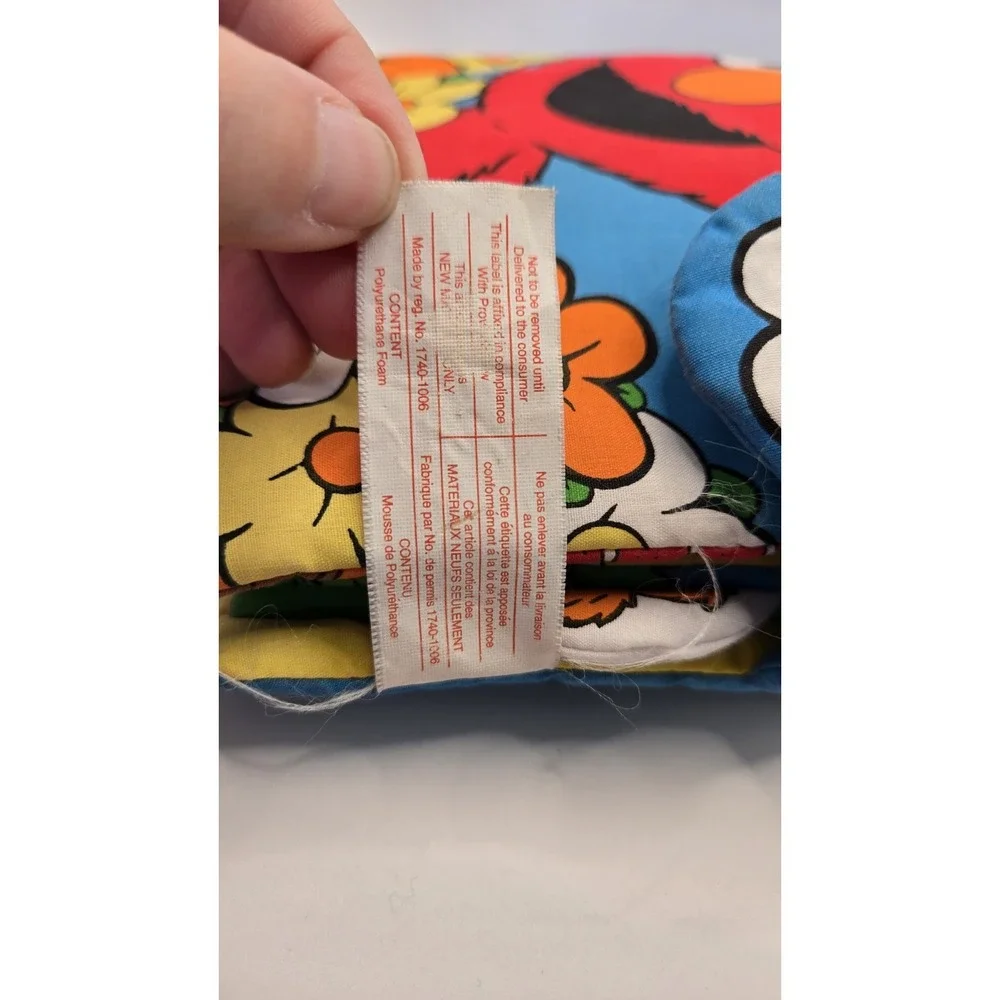 Vintage 1999 Sesame Street Elmo Peek A Boo Soft Cloth Activity Baby Book Toy